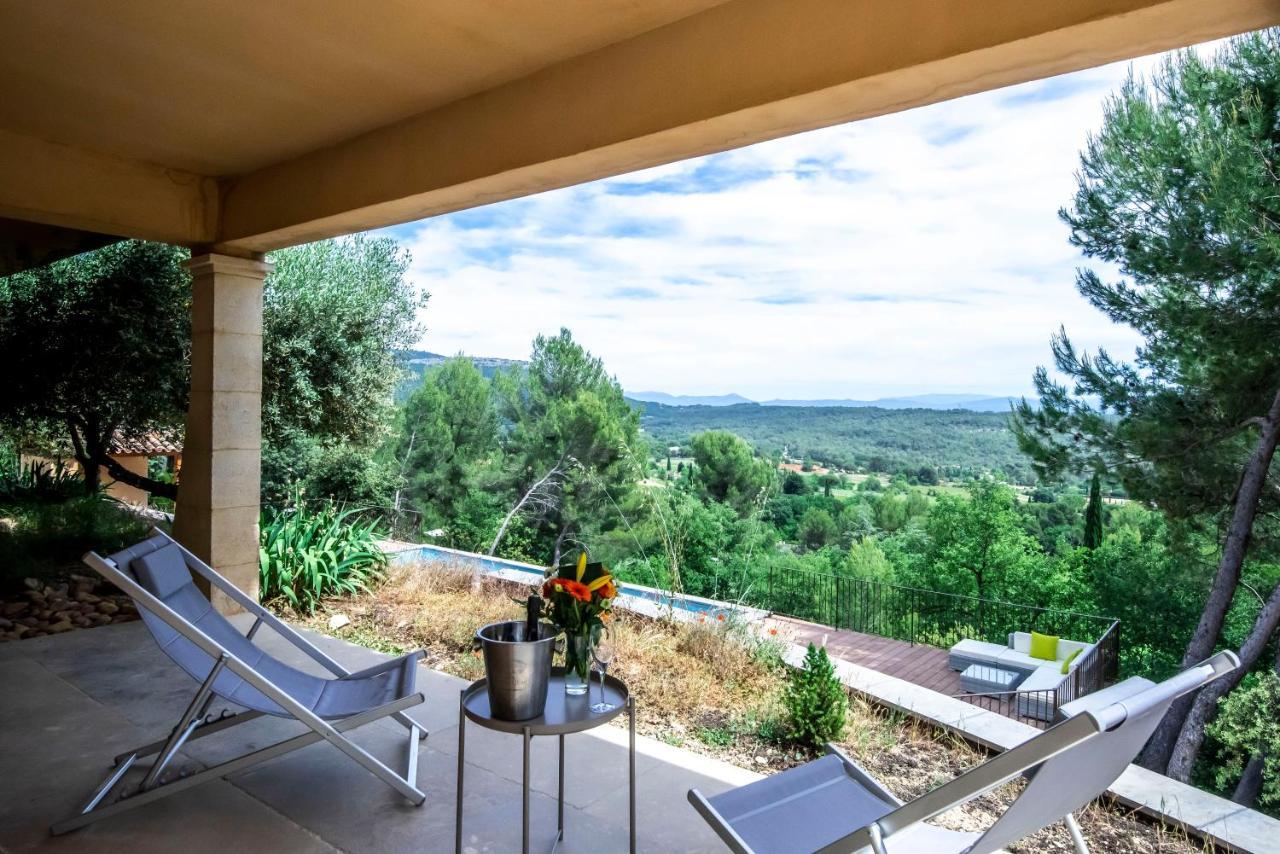Villa Lumineuse Avec Piscine Clim 1Ere Etage Vue Panoramique Sur Les Montagnes Sur Le Site De La Sainte-Victoire Le Tholonet Exterior foto
